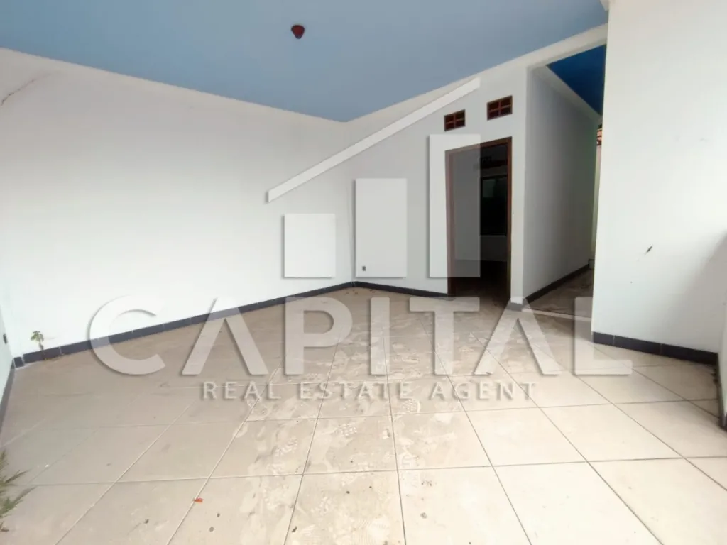 Jual rumah siap huni di Komplek Kopo Mas Bandung | iklanova.com