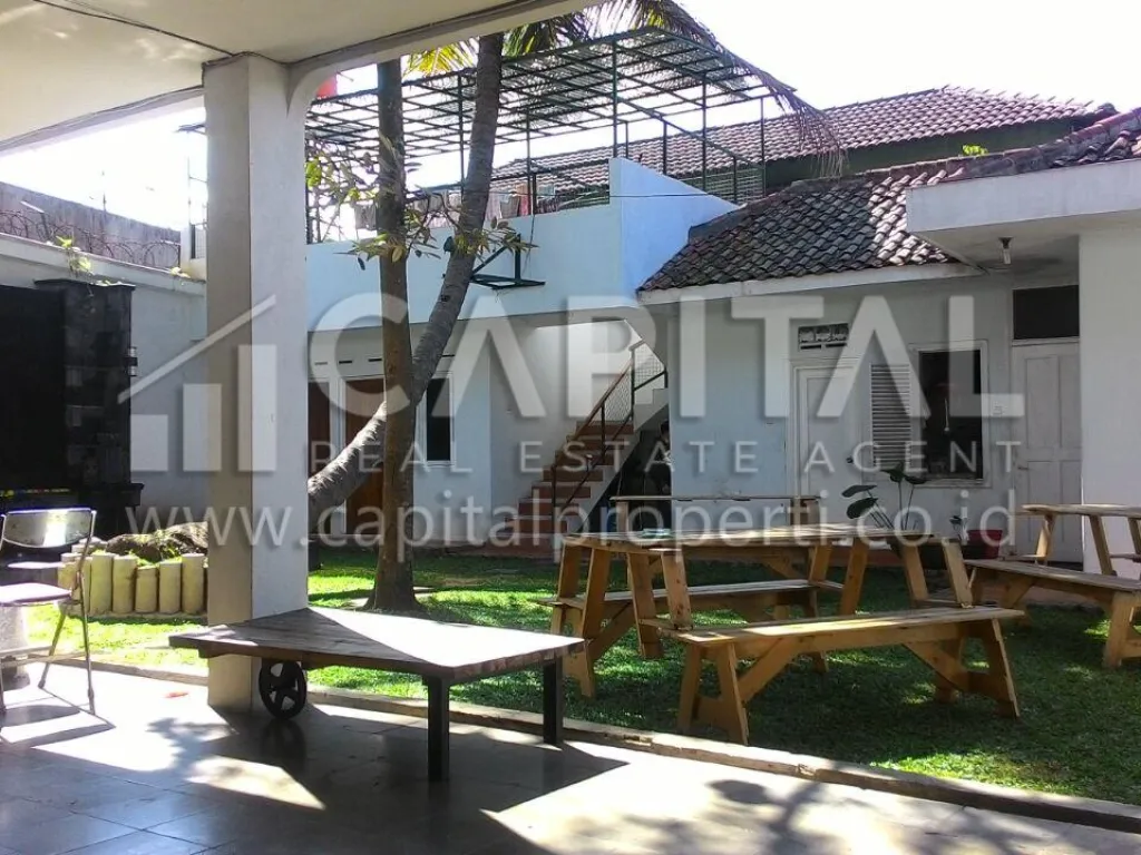 Jual rumah strategis dekat Gedung Sate Bandung | iklanova.com