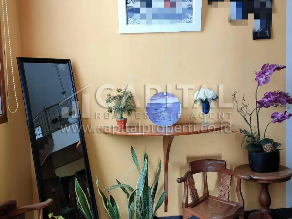 Jual rumah strategis di Sayap Pasteur Bandung | iklanova.com