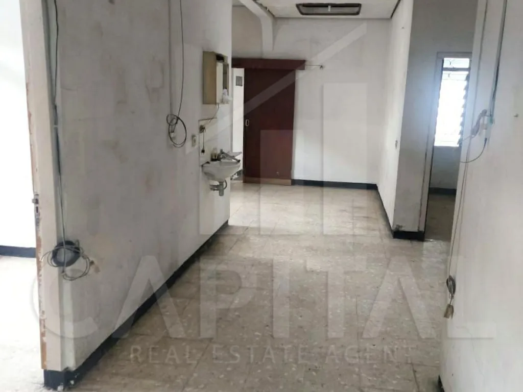 Jual rumah strategis di tengah Kota Bandung sayap Pajajaran | iklanova.com