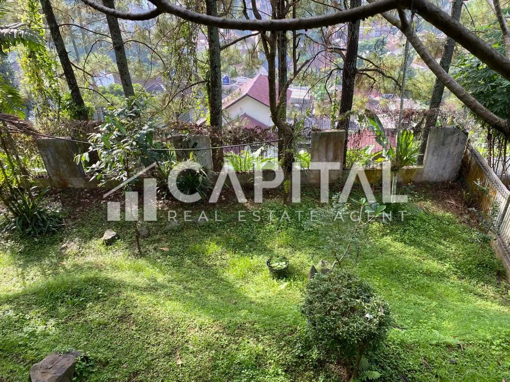 Jual rumah terawat dan siap huni di Cigadung Bandung | iklanova.com