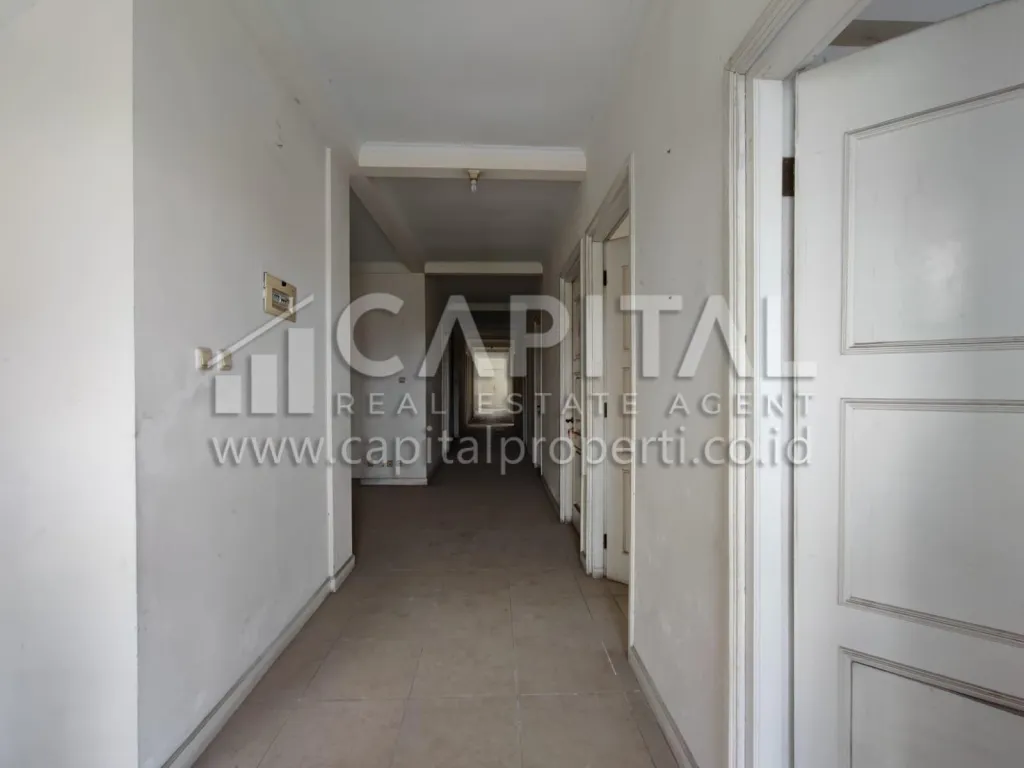 Jual rumah usaha di Sukahaji Gegerkalong Bandung | iklanova.com