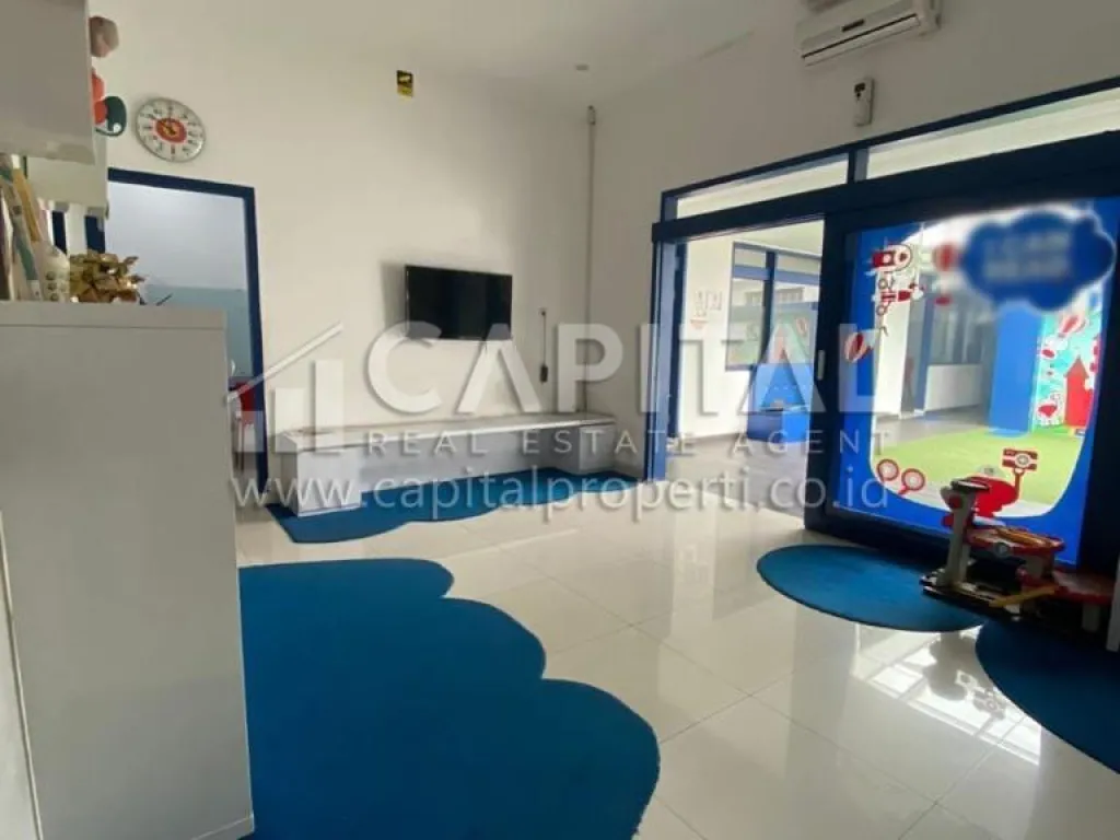 Jual rumah usaha strategis di sayap Pajajaran Bandung Kota | iklanova.com