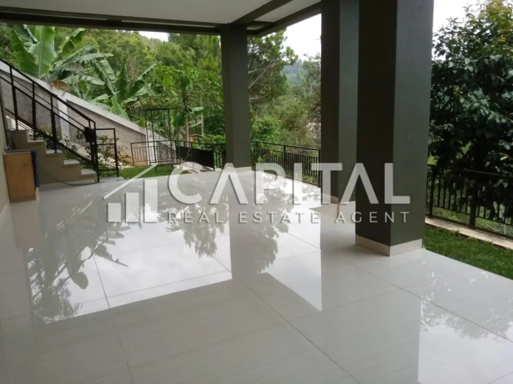 Jual rumah/villa baru dengan view cantik dan udara sejuk di sayap Dago Bandung | iklanova.com