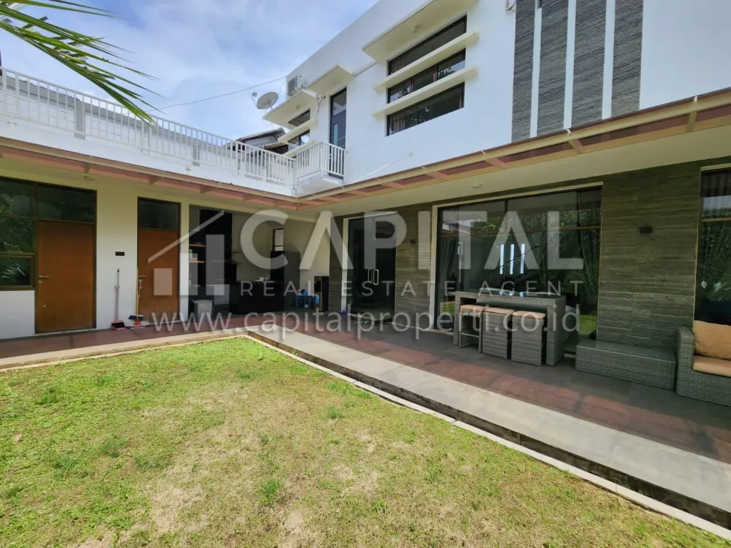 Jual rumah/villa mewah di Dago Pakar Bandung | iklanova.com
