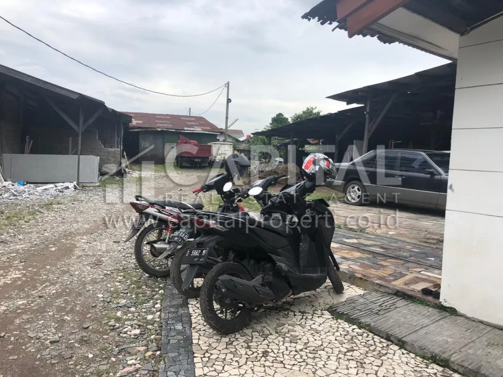 Jual tanah strategis di mainroad Mohammad Toha Bandung | iklanova.com