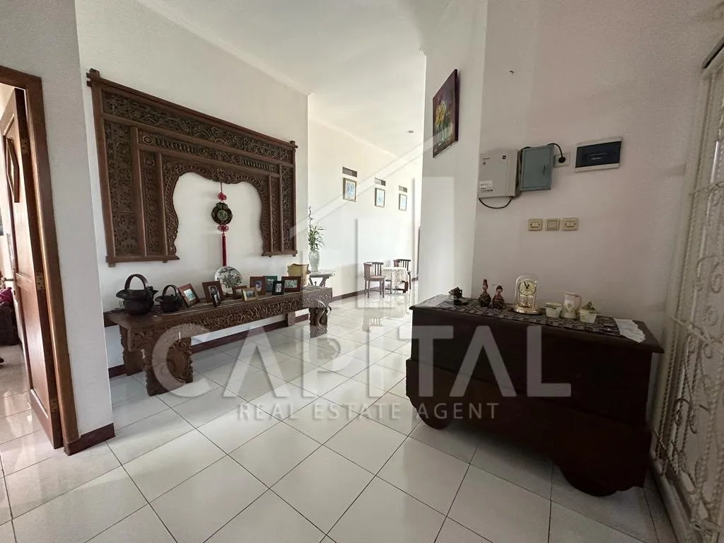 Jual villa di Bukit Pakar Dago | iklanova.com