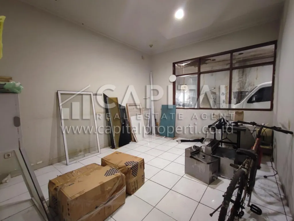 Jual/Sewa ruang usaha strategis di Abdurahman Saleh Bandung Kota | iklanova.com