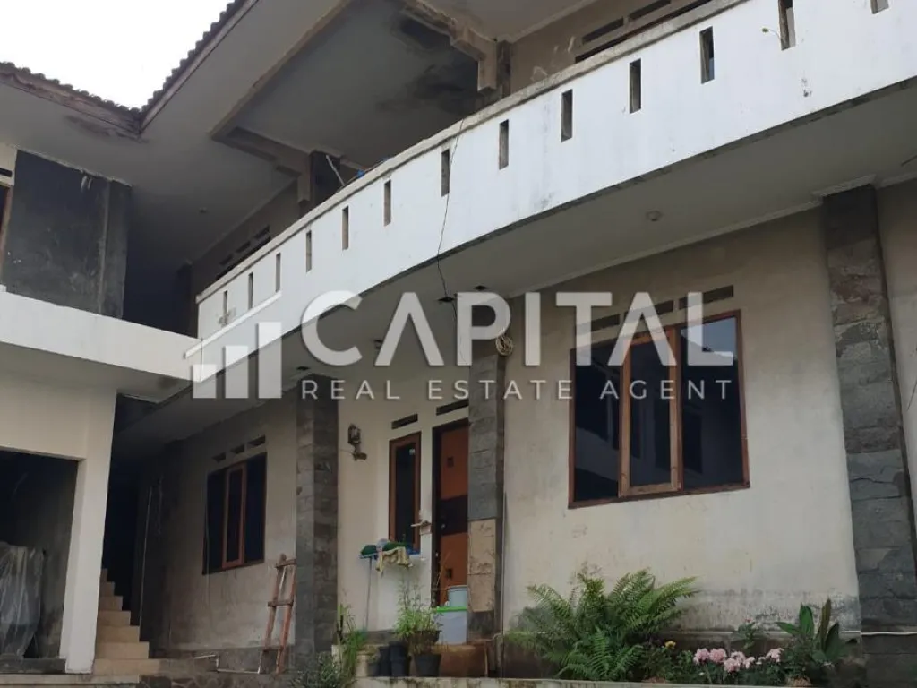 Jual/sewa ruko 3 lantai di Jl. Surya Sumantri | iklanova.com