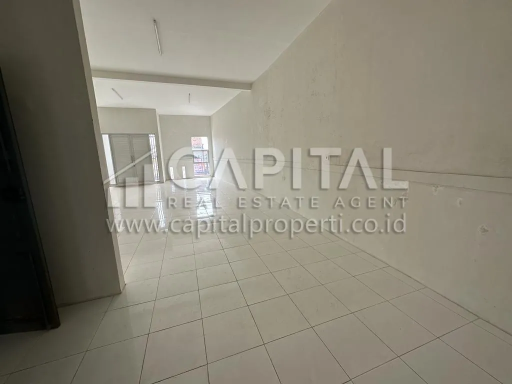 Jual/Sewa ruko strategis 2 lantai di area ramai Terusan Cibaduyut Bandung | iklanova.com