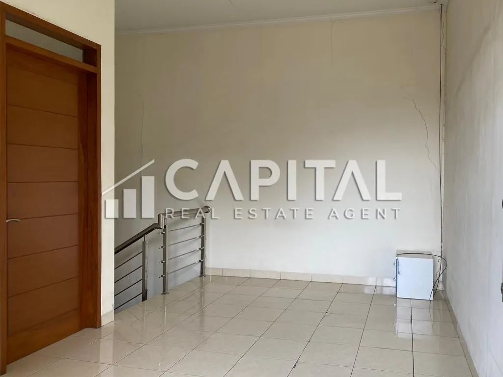 Jual/sewa rumah 1.5 lantai di Mekarwangi | iklanova.com