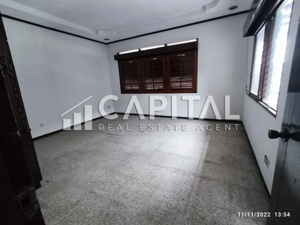 Jual/Sewa rumah terawat di area Jalan Sunda Bandung | iklanova.com