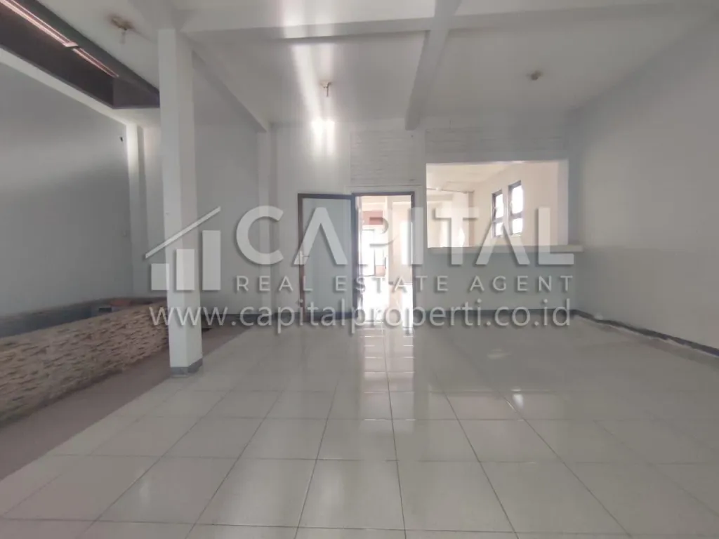 Jual/Sewa rumah usaha/ruko strategis di area Antapani Bandung Kota | iklanova.com
