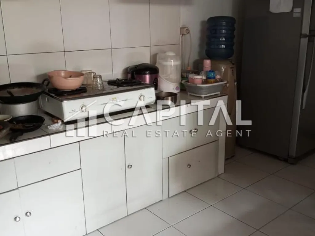 Murah ! Turun Harga ! Jual rumah cantik 2 lantai di Kiarasari Permai, Buahbatu, Bandung | iklanova.com