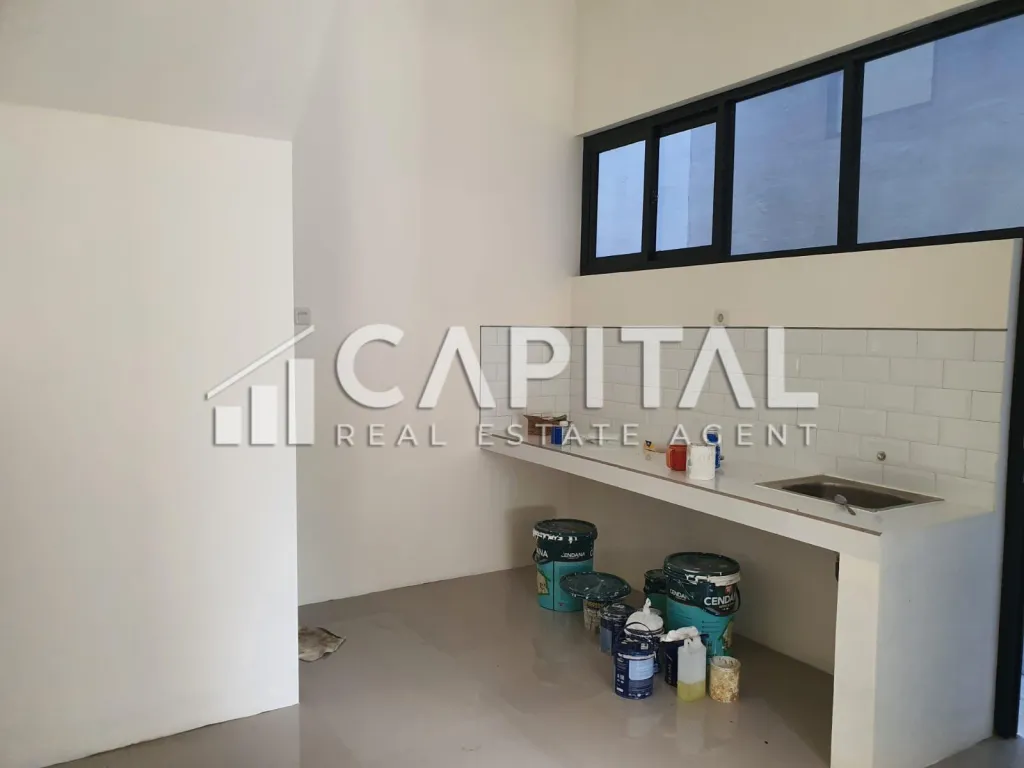 Rumah baru 2 lantai model minimalis di TKI 1 | iklanova.com