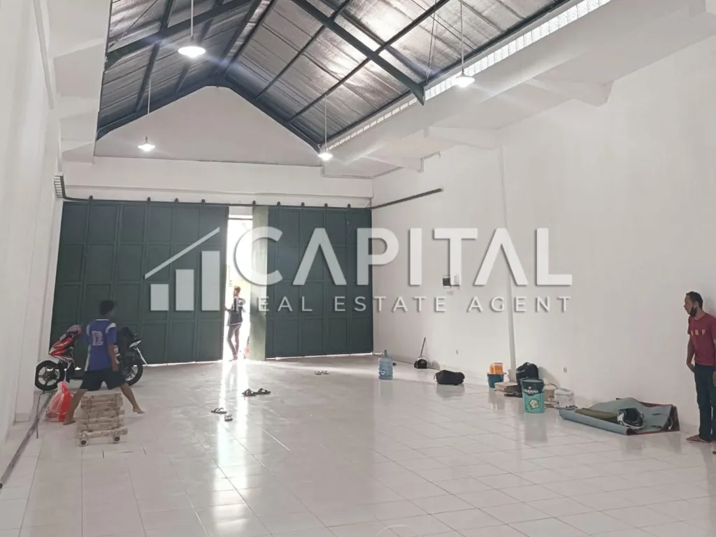 Sewa gudang baru strategis di jalan lintas provinsi Tasikmalaya | iklanova.com