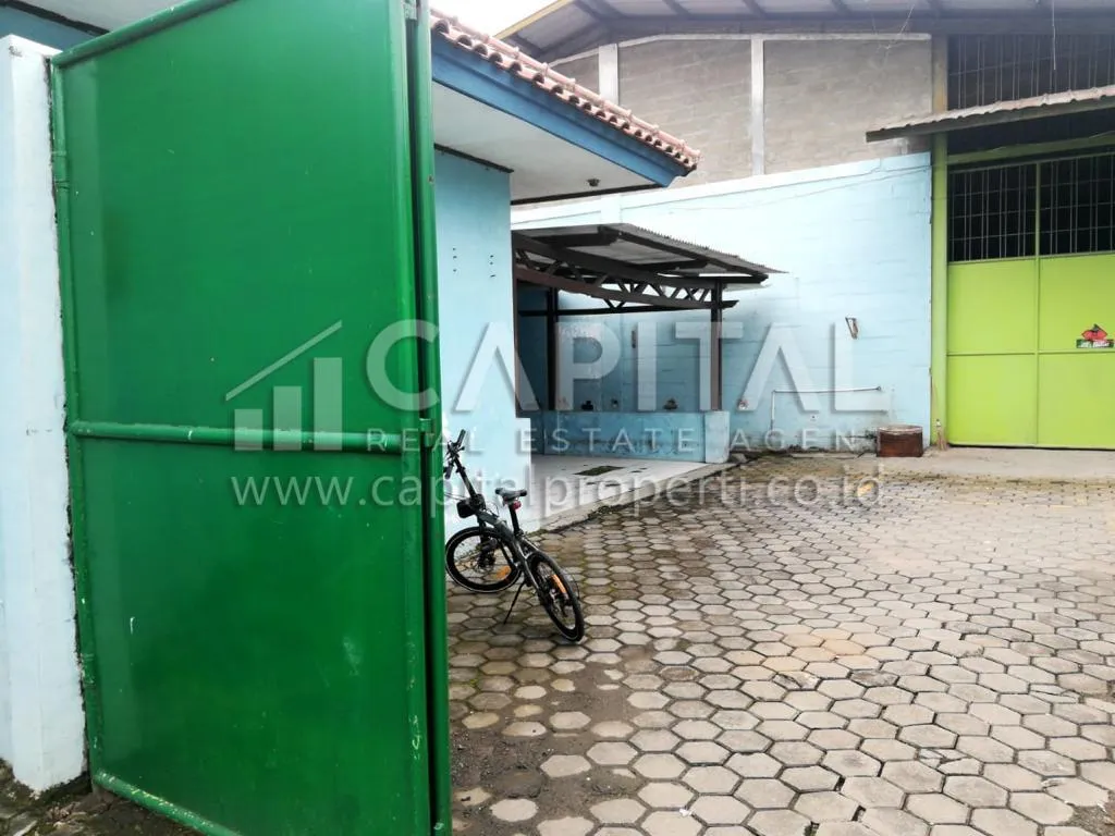 Sewa gudang di Jl Amir Machmud Bandung | iklanova.com