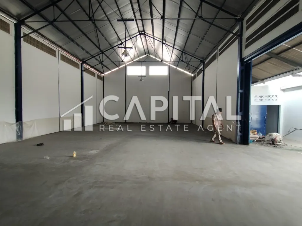 Sewa gudang siap pakai di Gedebage Bandung | iklanova.com