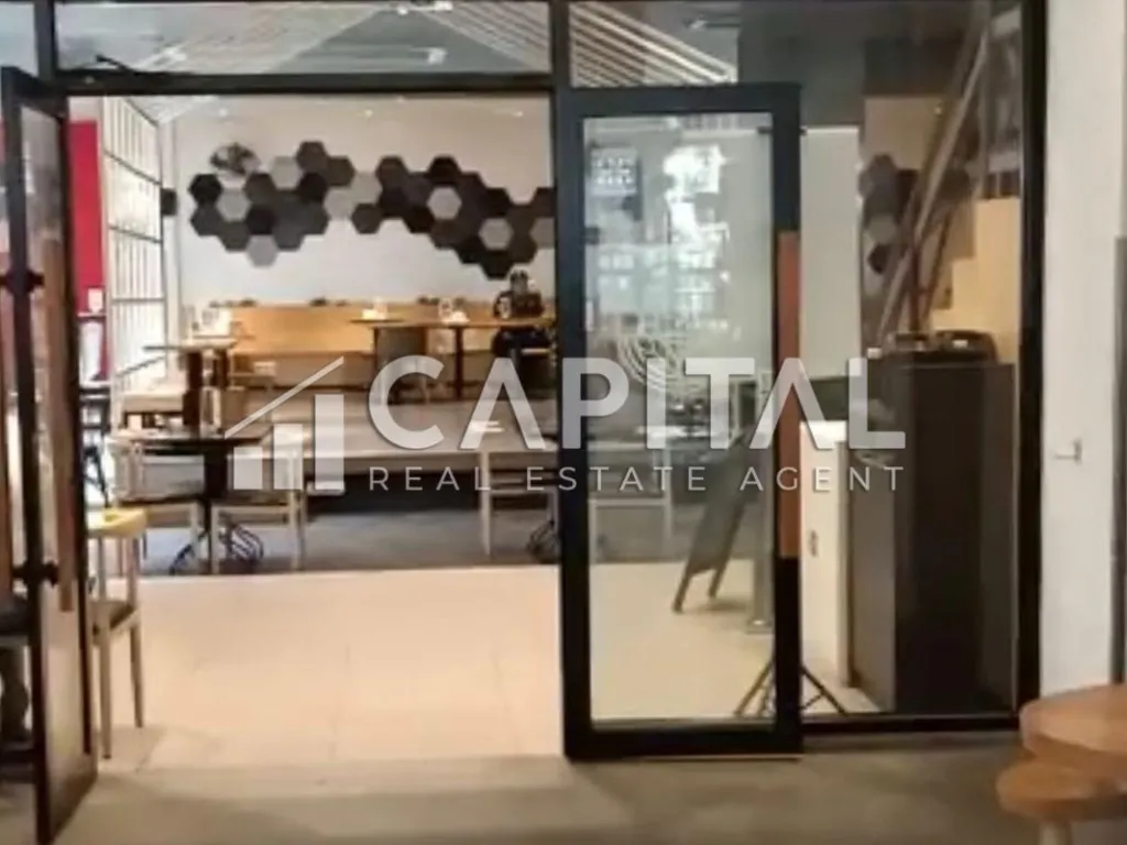 Sewa ruang usaha 2 lantai strategis di sayap Jalan Riau Bandung | iklanova.com