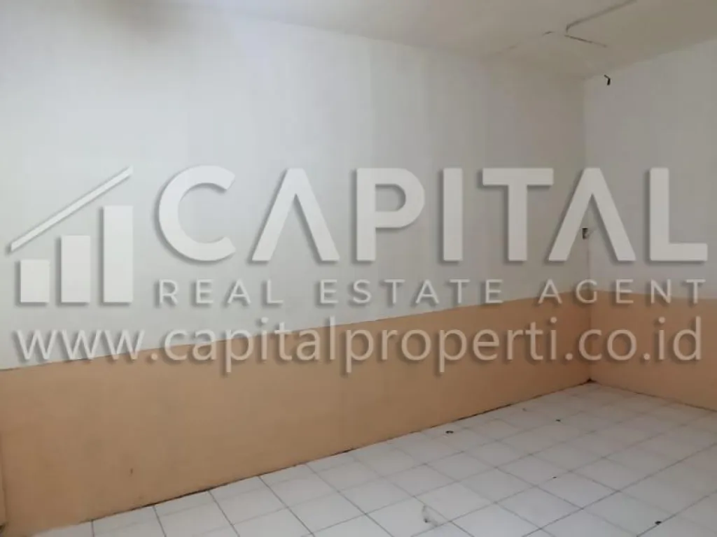 Sewa ruang usaha 3 lantai strategis di Abdul Rahman Saleh Bandung | iklanova.com