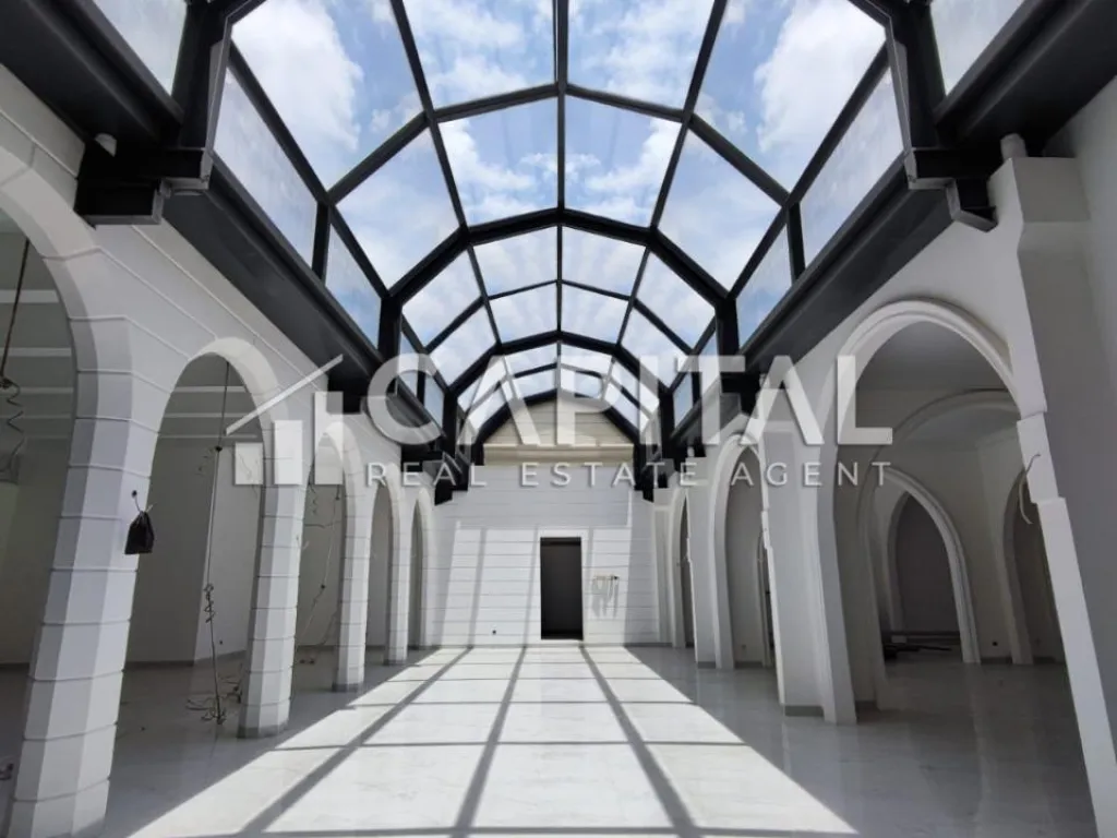 Sewa ruang usaha lux di Pasirkaliki Bandung | iklanova.com