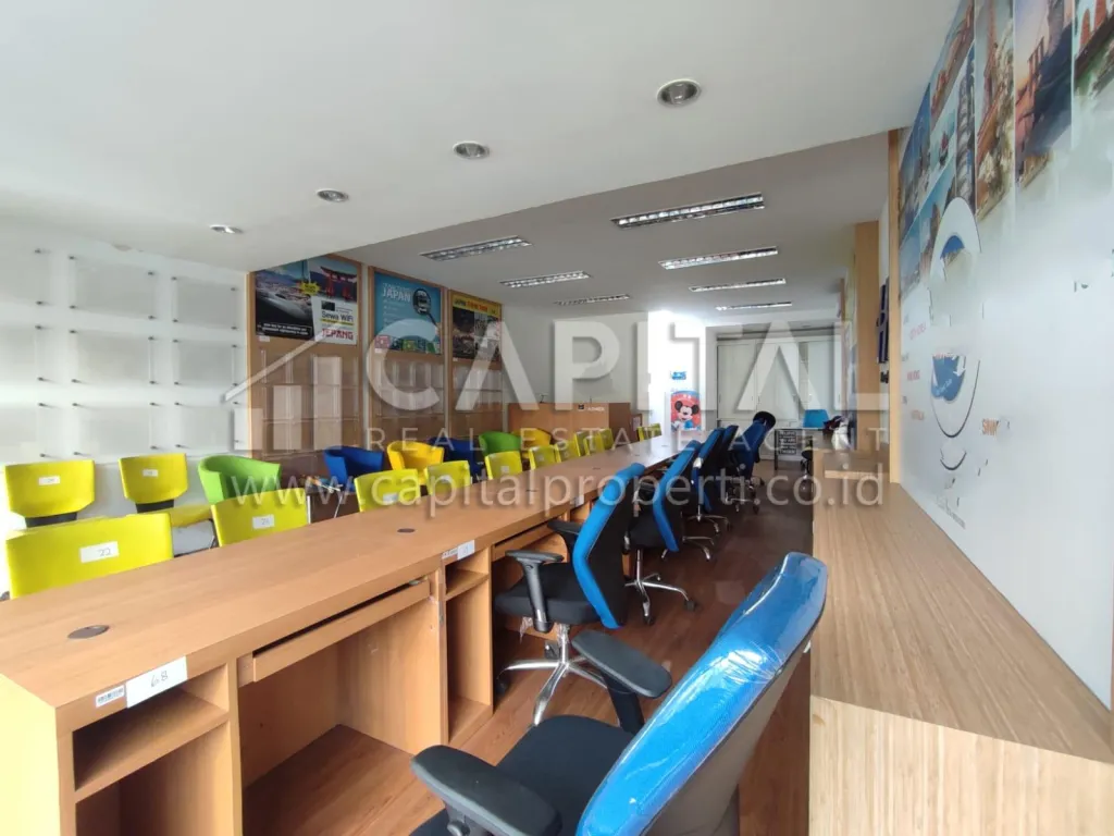 Sewa ruang usaha sangat strategis di Dago Bandung | iklanova.com