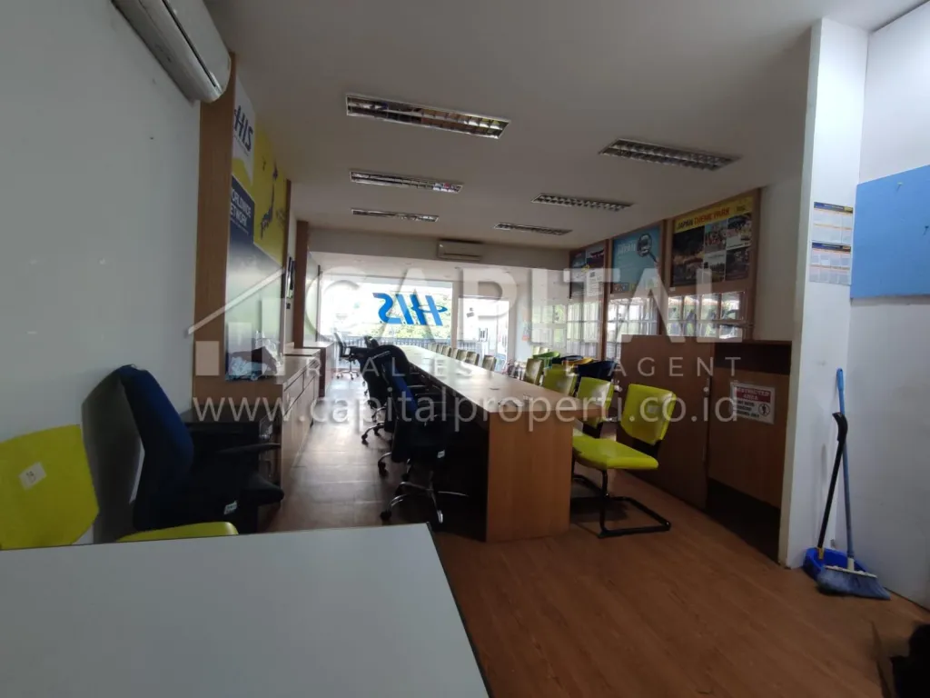 Sewa ruang usaha sangat strategis di Dago Bandung | iklanova.com