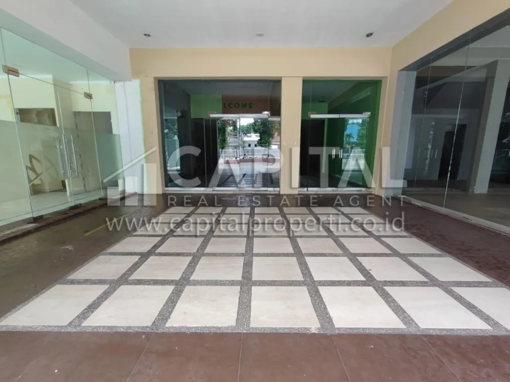 Sewa ruang usaha strategis untuk kantor di mainroad Dago Bandung Kota | iklanova.com