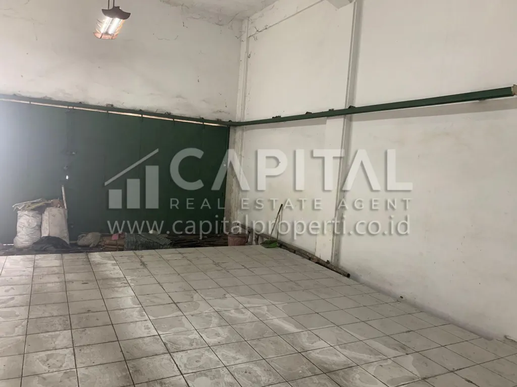 Sewa ruko 2 lantai untuk usaha di area Tamblong Bandung | iklanova.com