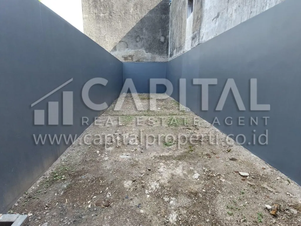 Sewa ruko strategis 2.5 lantai di Cibadak Bandung Kota | iklanova.com