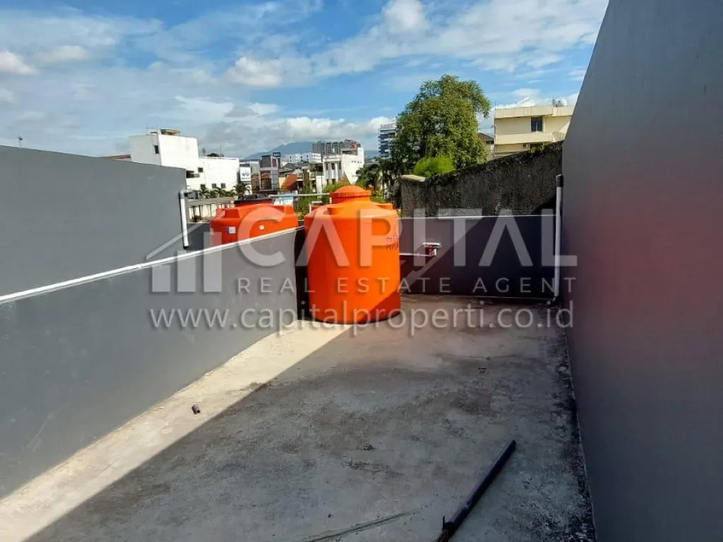 Sewa ruko strategis 2.5 lantai di Cibadak Bandung Kota | iklanova.com