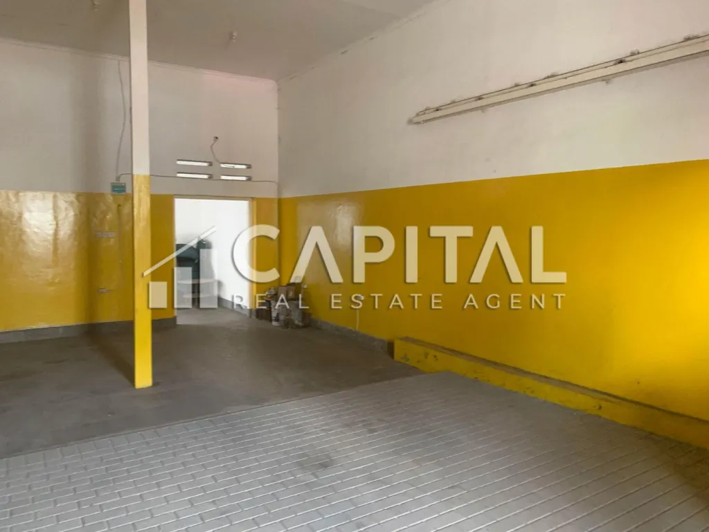 Sewa ruko strategis di Jalan Sudirman | iklanova.com