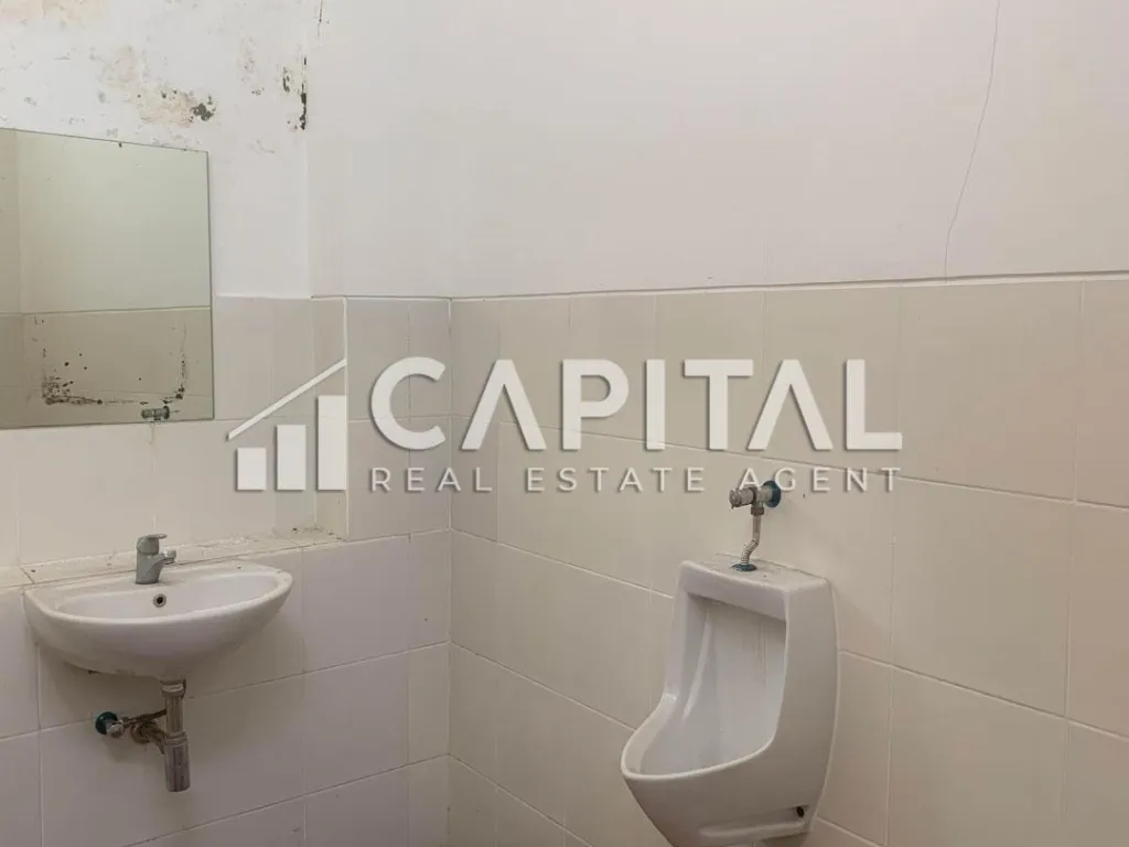 Sewa ruko strategis di Jalan Sudirman | iklanova.com