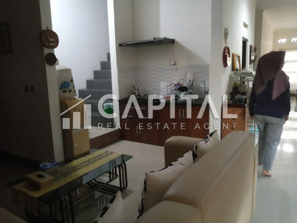 Sewa rumah 2 lantai di Dago Bandung | iklanova.com