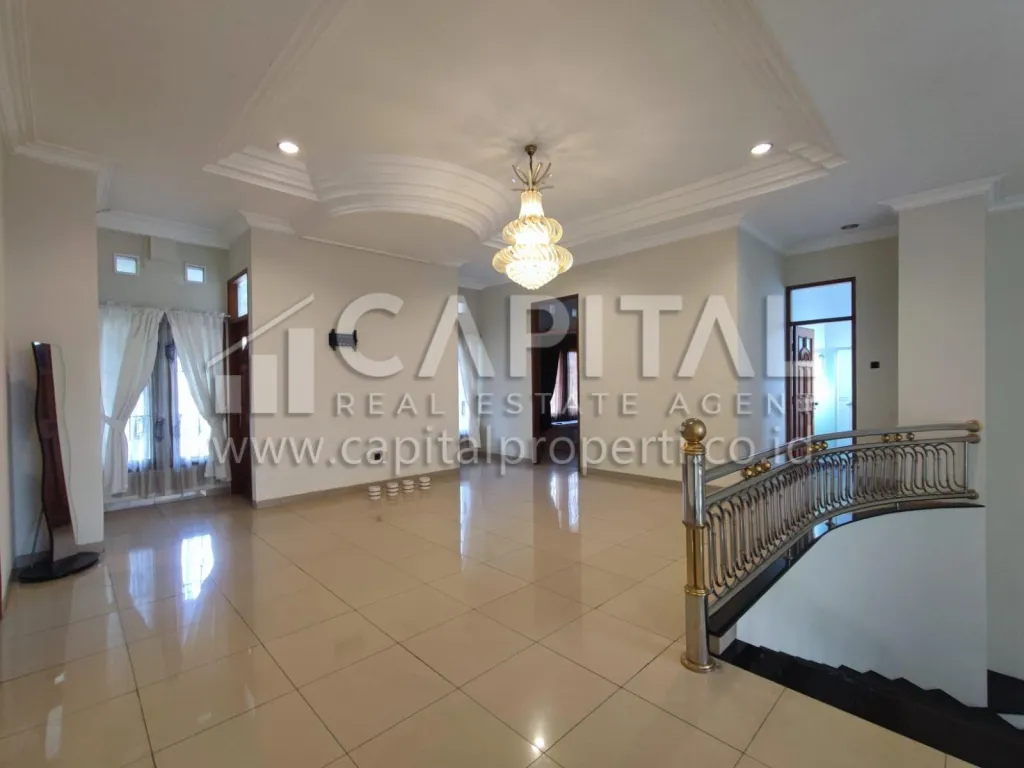 Sewa rumah 2 lantai di Kumala Garden Bandung | iklanova.com