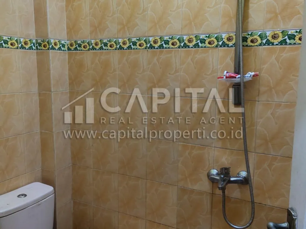 Sewa rumah 2 lantai di Sarijadi Bandung | iklanova.com