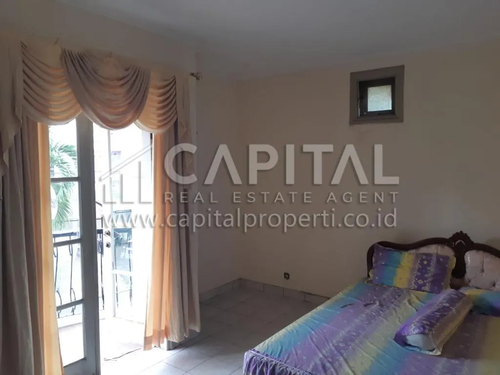 Sewa rumah di Parahyangan Rumah Villa Bandung | iklanova.com