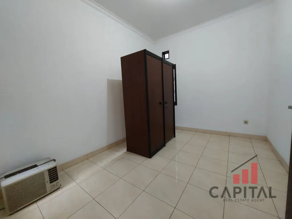 Sewa rumah di TKI 3 Bandung | iklanova.com