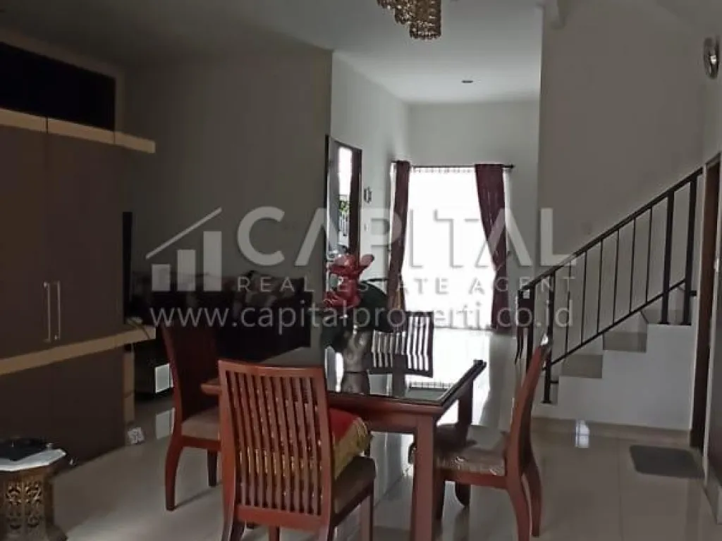 Sewa rumah fully furnished 2 lantai dalam cluster one gate di sayap Pasteur Bandung | iklanova.com