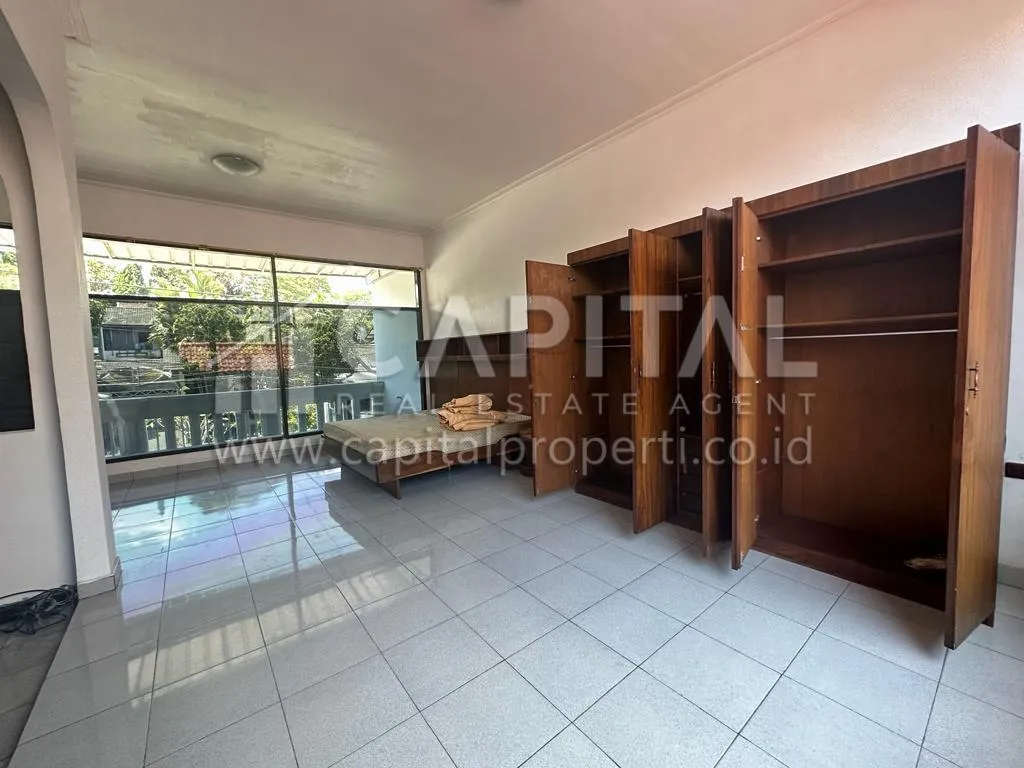 Sewa rumah strategis di Sayap Pasteur Bandung | iklanova.com