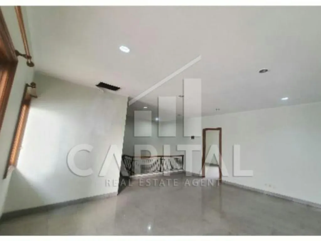 Sewa tempat usaha di Komplek Mekarwangi Bandung | iklanova.com