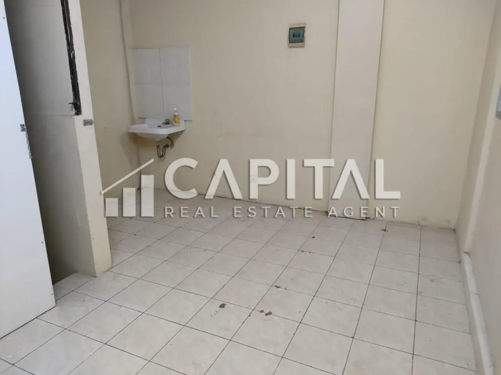 Sewa toko di Paskal Hyper Square Bandung | iklanova.com