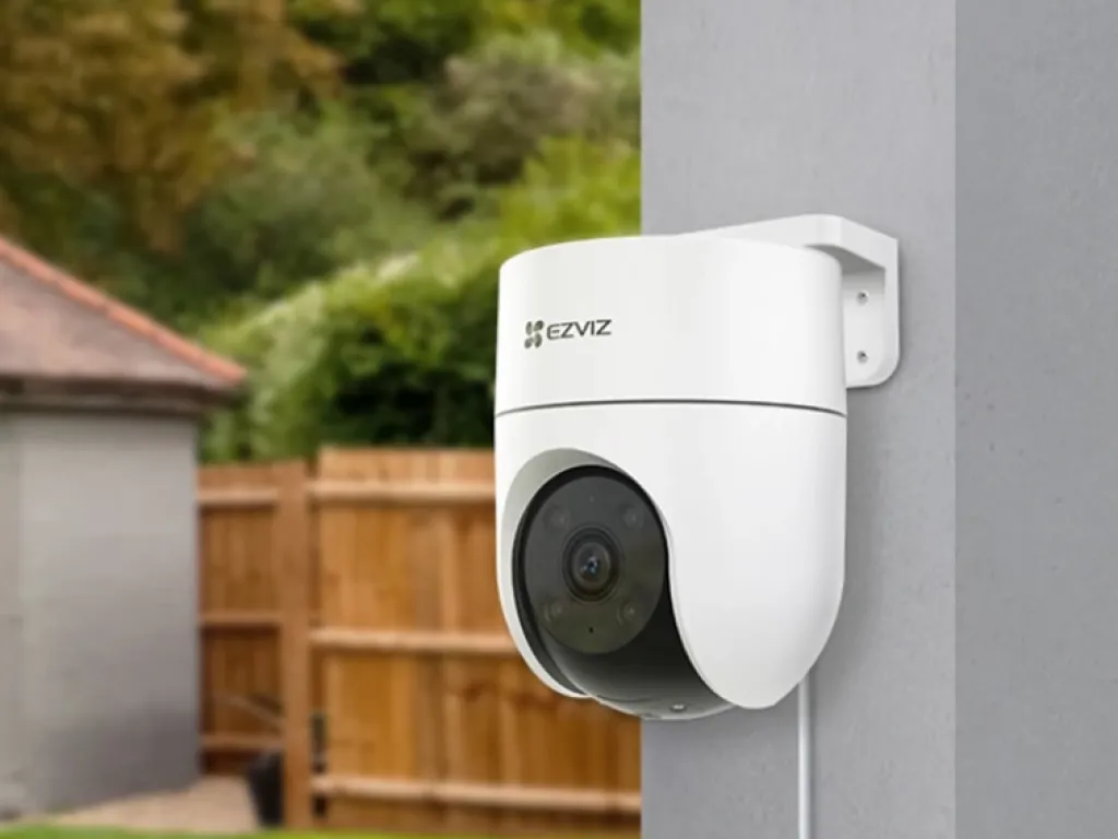 EZVIZ H8C 2MP Wireless PTZ Outdoor Two Way Audio 2MP | iklanova.com