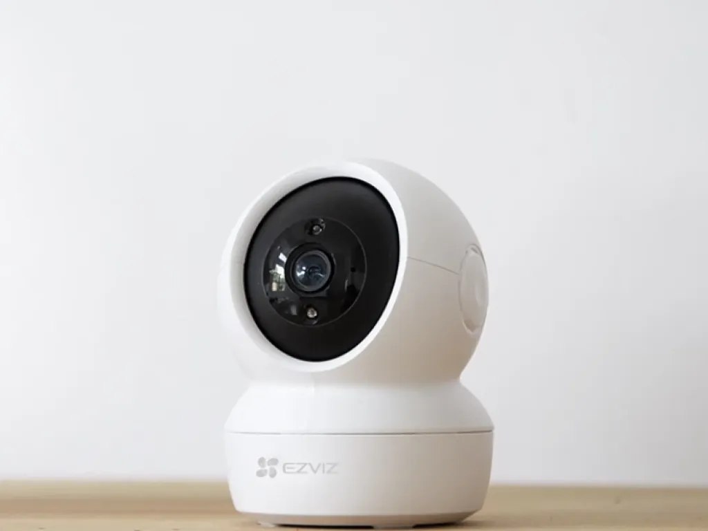 EZVIZ WIRELESS WIFI C6N 1080p - PTZ Rotate With Night Vision / RESMI | iklanova.com